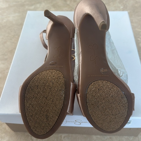 BNNW Jessica Simpson Elegant Nude Blush Heels - Picture 4 of 5